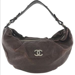 Chanel Caviar Leather Outdoor Ligne Hobo